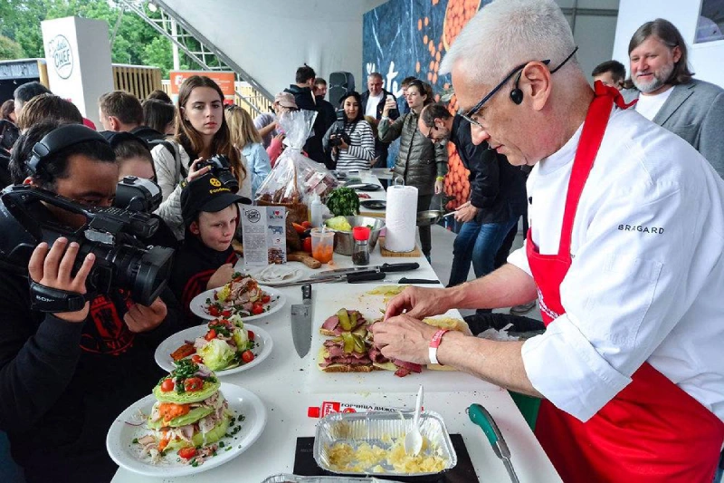 Гастрономический фестиваль «Вкус Узбекистана»
